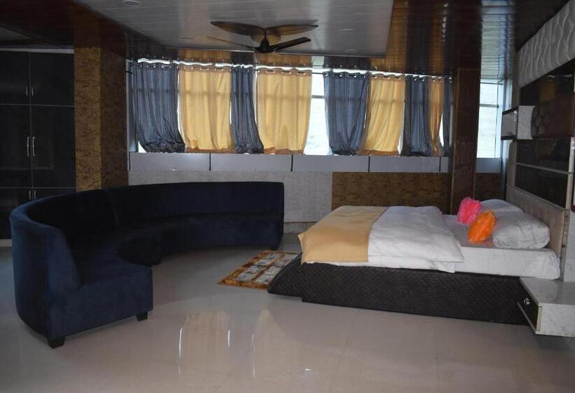 Hotel Jai Maa Bhagwati