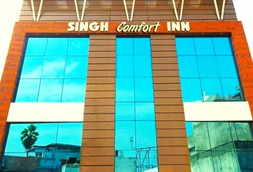 ホテル Singh Comfort Inn
