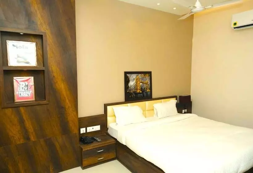 ホテル Singh Comfort Inn