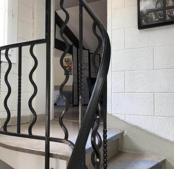 膳宿费 La Pignotte