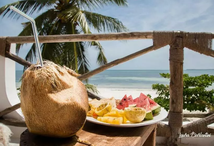 Uroa Zanzibar Vera Beach Hotel By Moonshine