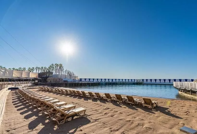 Adenya Hotel & Resort