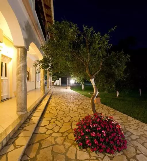 Byzantio Hotel & Apartments