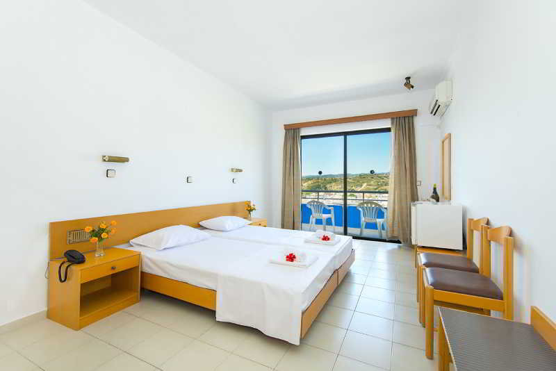 בית מלון כפרי Afandou Sky