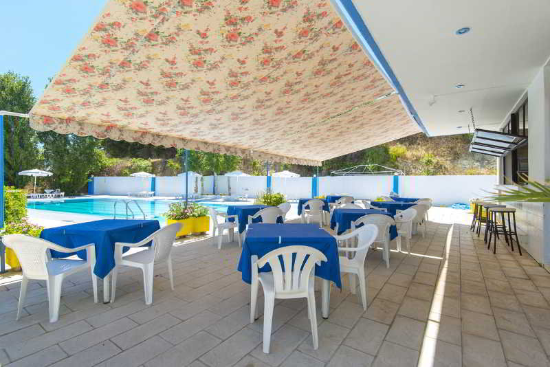 בית מלון כפרי Afandou Sky