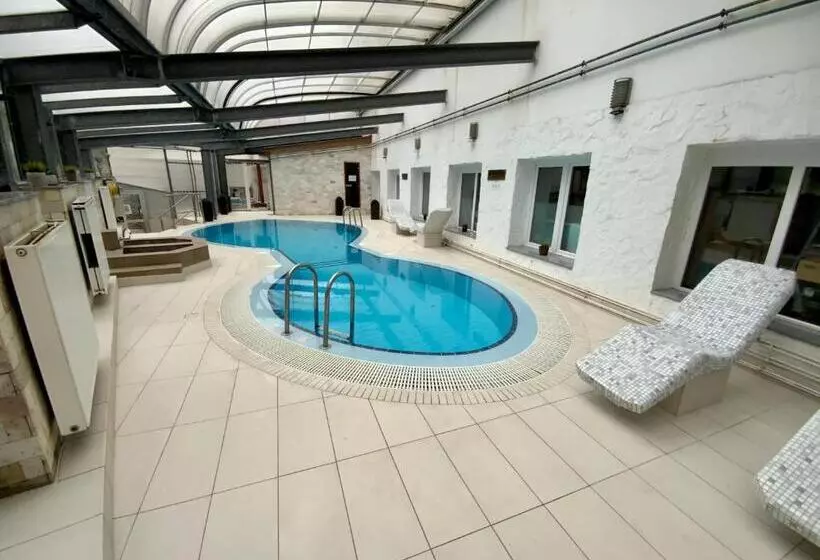 Hotel Bástya Konferencia és Wellness