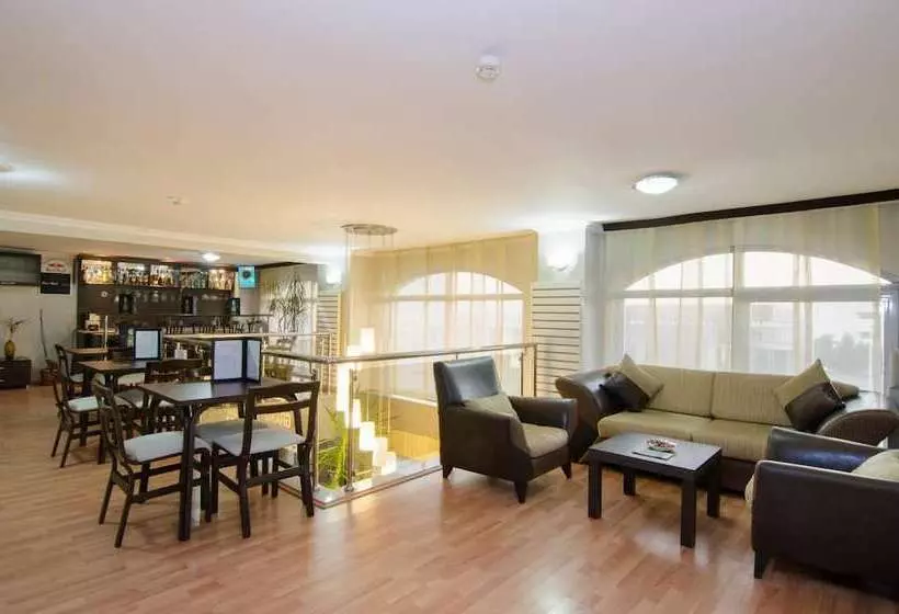 فندق Grand Gebze