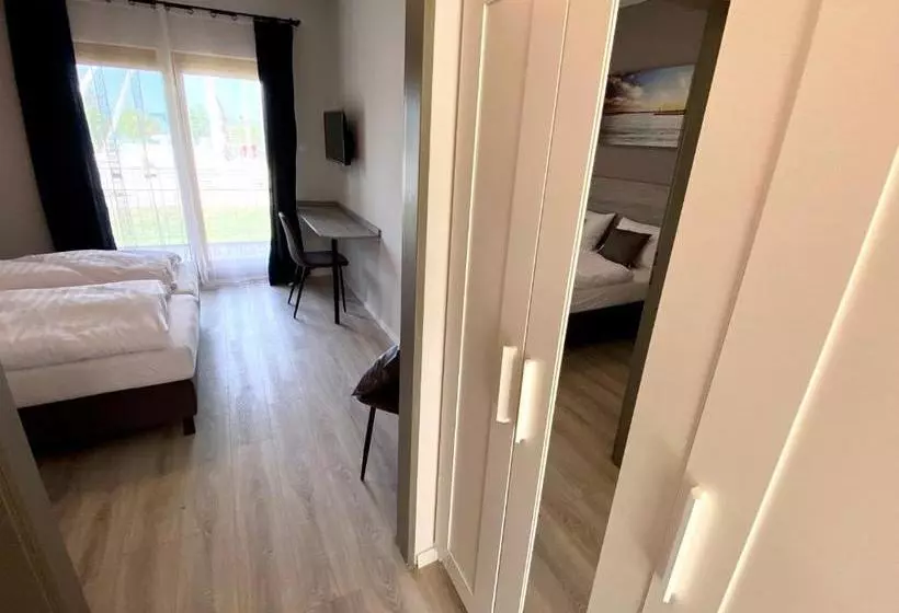 Holiday Hotel Siófok