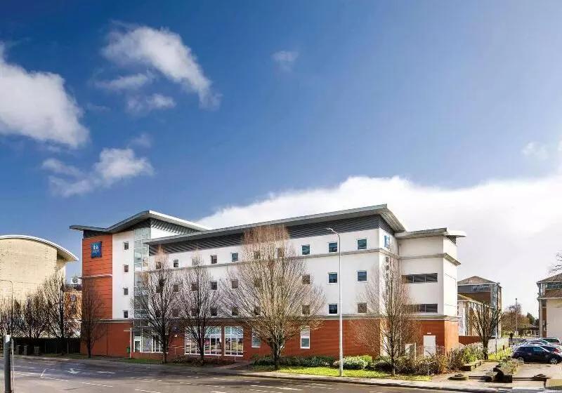 酒店 Ibis Budget Cardiff Centre
