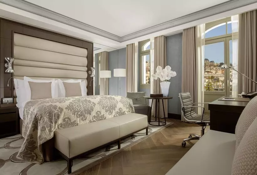 Royal Savoy Hotel & Spa