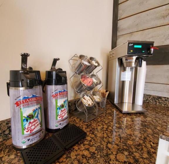 هتل The Steamboat