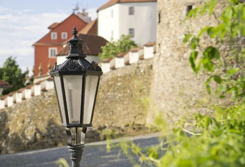 호텔 U Zlateho Byka