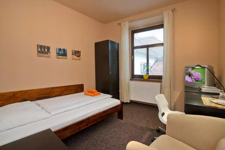 酒店 U Zlateho Byka