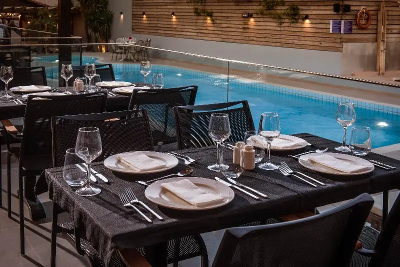 Indigo Suites Collection Adults Only