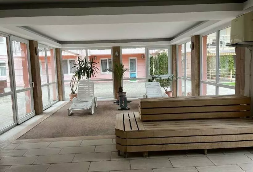 Brookforest Apartman