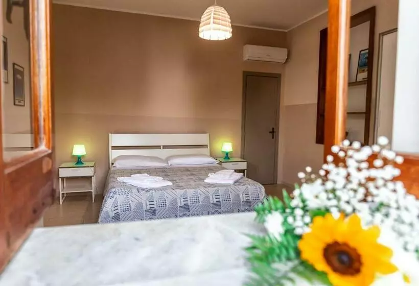 هتل Albergo Baia Verde