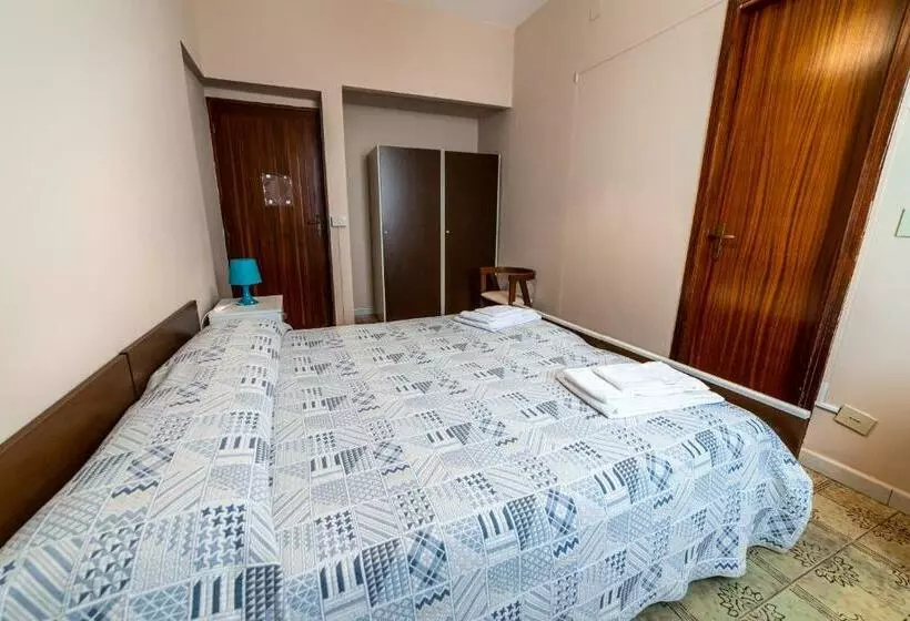 هتل Albergo Baia Verde