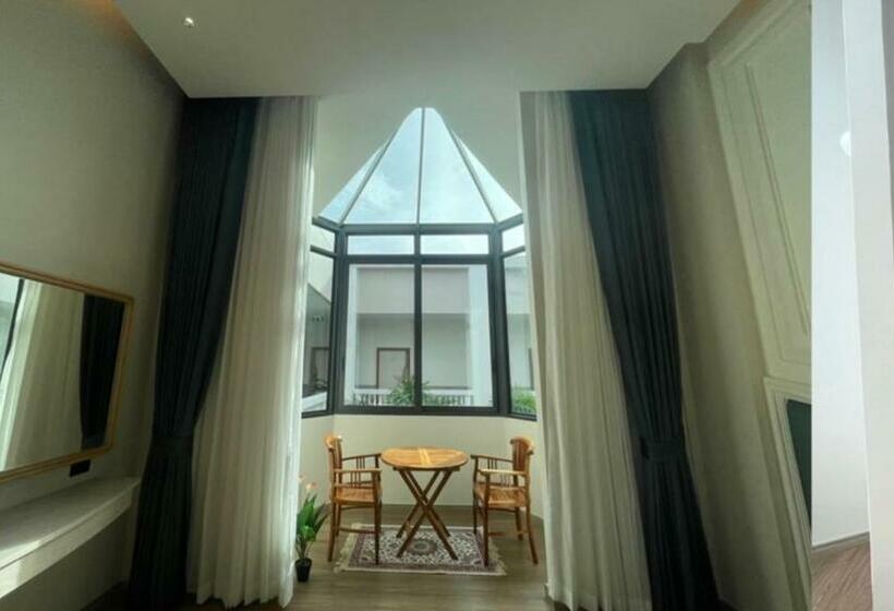 Grand Lord Hotel & Residence