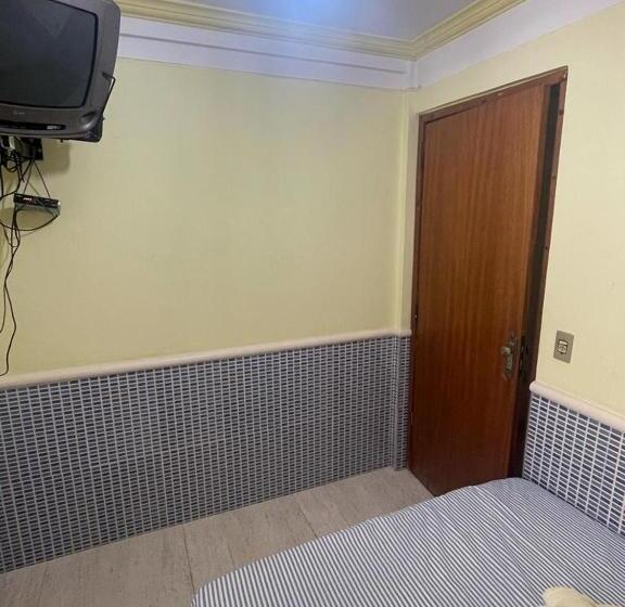 هتل Independência