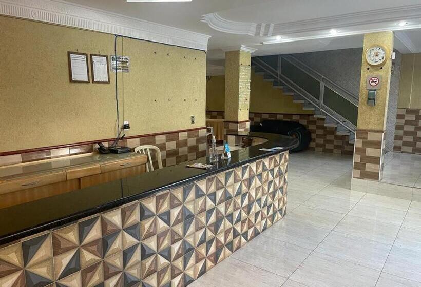 هتل Independência