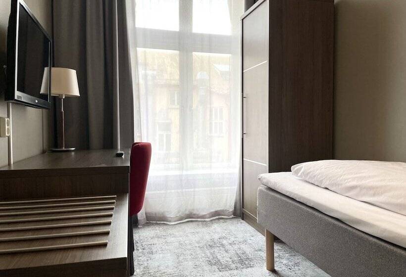 هتل Karl Johans Gate 35