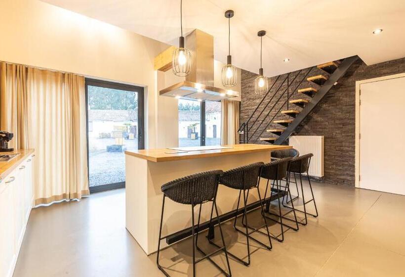 בית מלון כפרי La Grenouille   Suite De Luxe & Welness Privatif