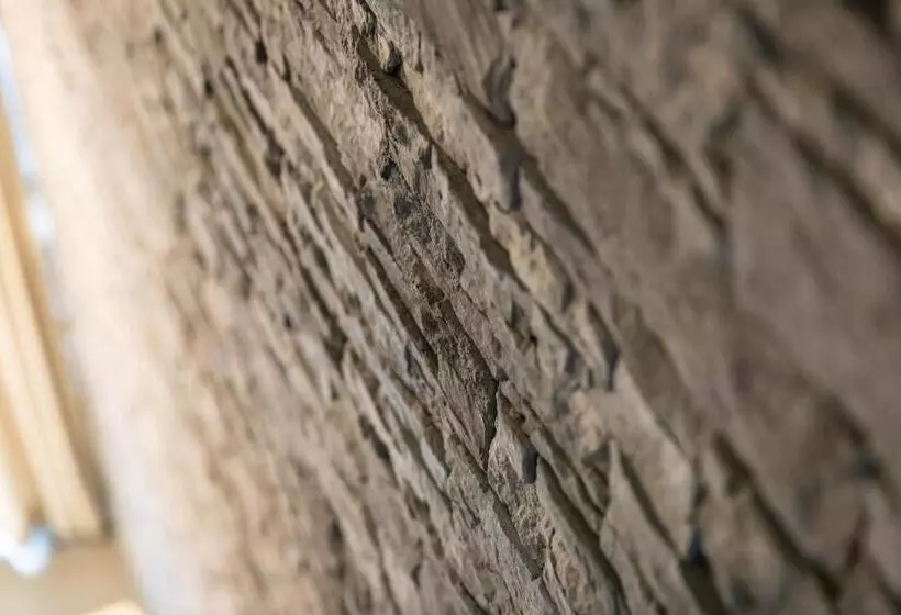 Hotelli La Grenouille   Suite De Luxe & Welness Privatif