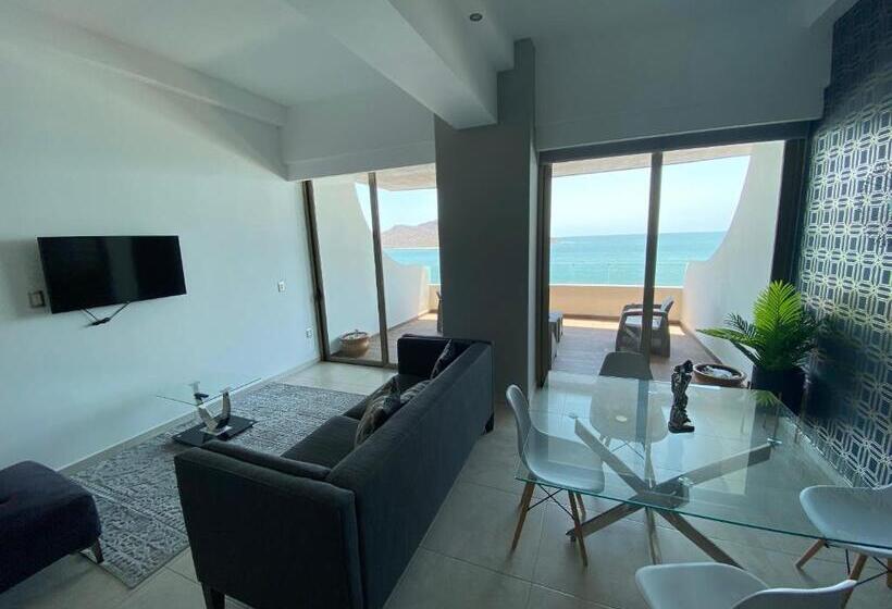 בית מלון כפרי Tramonto Resort Mazatlan