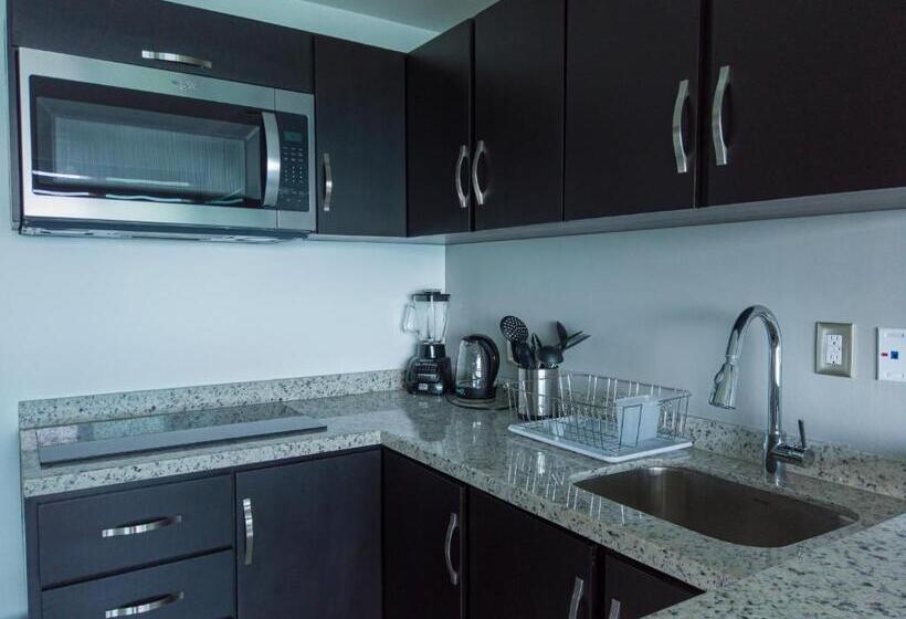 בית מלון כפרי Tramonto Resort Mazatlan