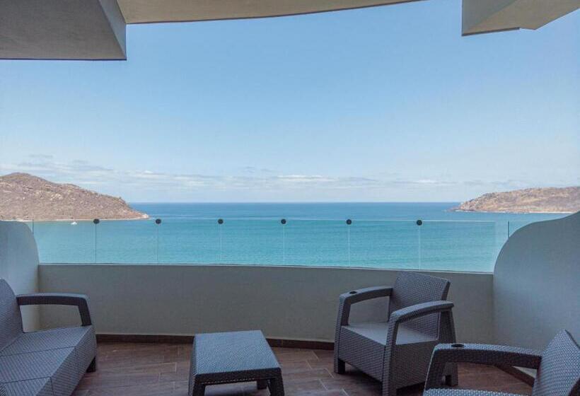 בית מלון כפרי Tramonto Resort Mazatlan