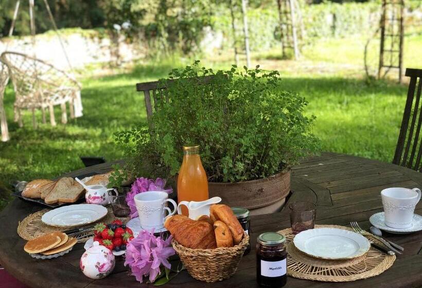 膳宿费 Manoir De Chantemerle