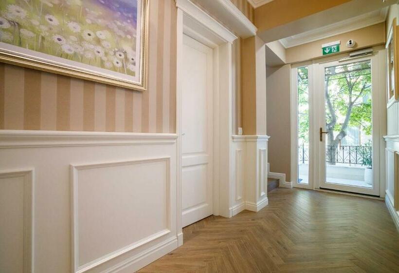 Pensiunea Casa Sturza