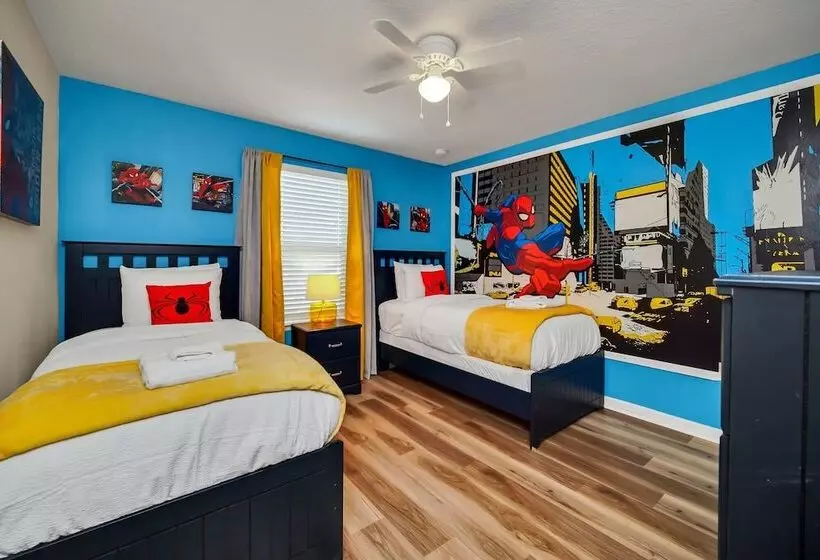 Modern And Colorful Home! Spiderman, Princess And Mickey Themed Rooms & Perfect Movie/game Room!