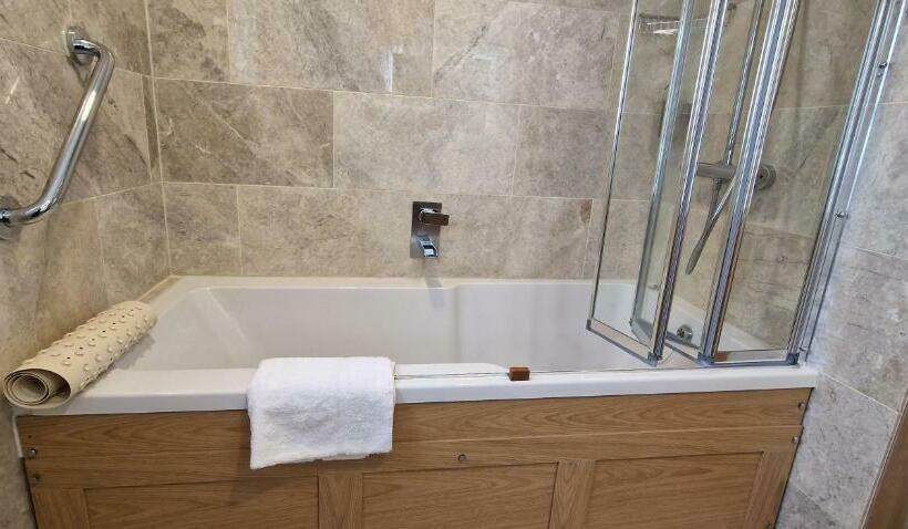 פנסיון Koi Pond Annex