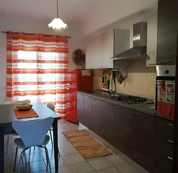 ペンション Stanza In Appartamento Con 2/3 Posti Letto