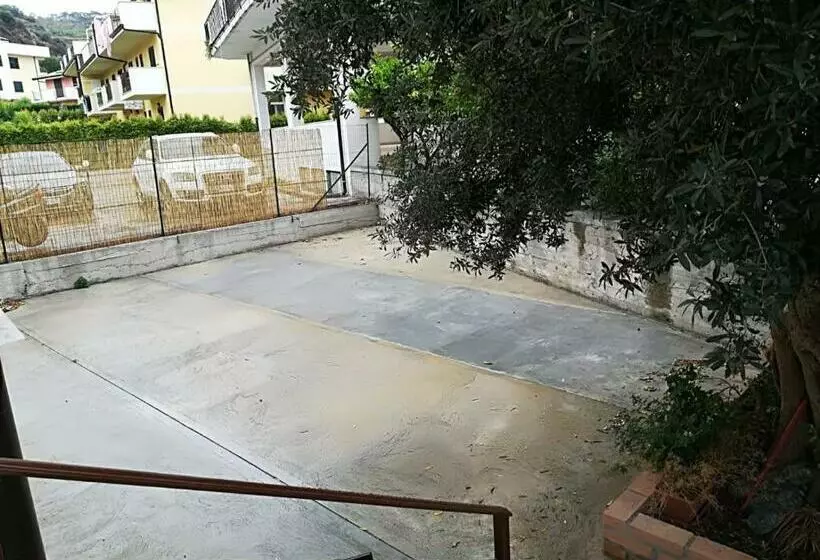 ペンション Stanza In Appartamento Con 2/3 Posti Letto