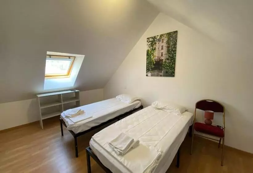 Spacieux Duplex 6 Chambres à Azay Le Rideau