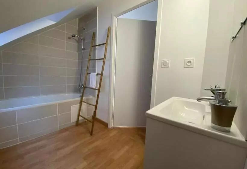 Spacieux Duplex 6 Chambres à Azay Le Rideau