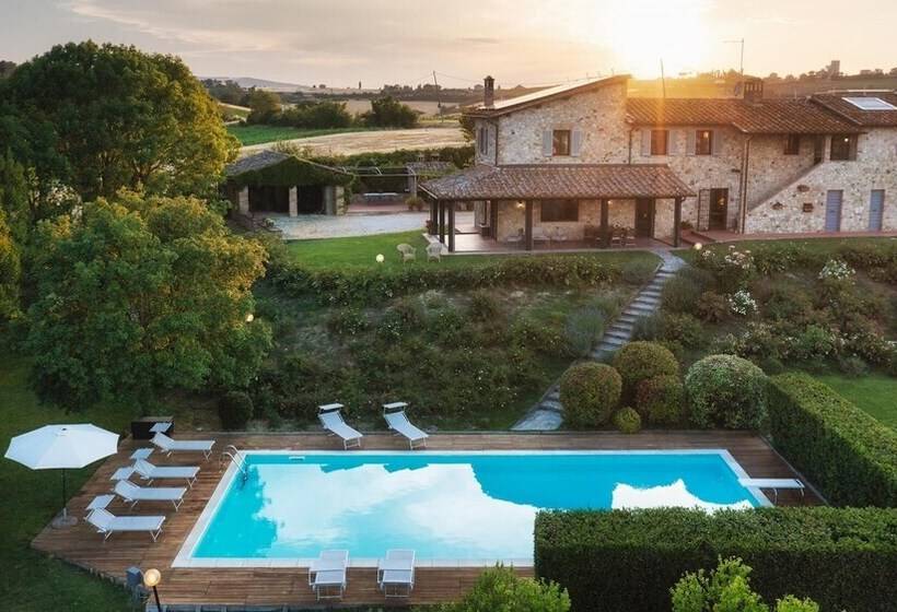 La Panoramica 8, Emma Villas