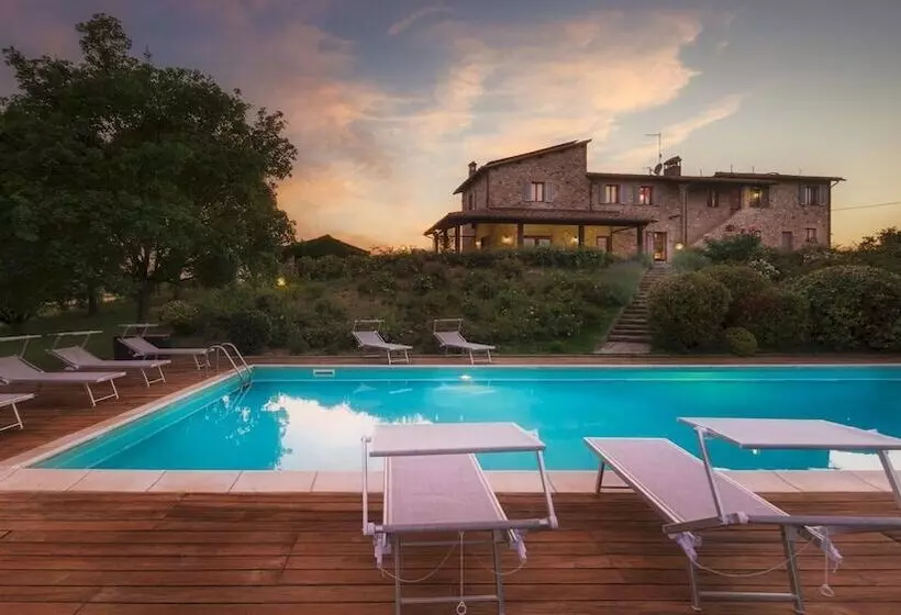 La Panoramica 8, Emma Villas