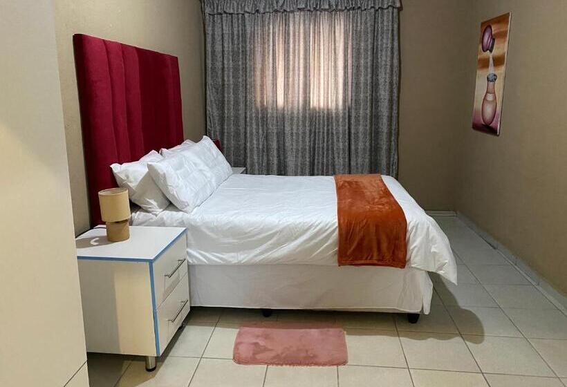 פנסיון Rcb Guesthouse