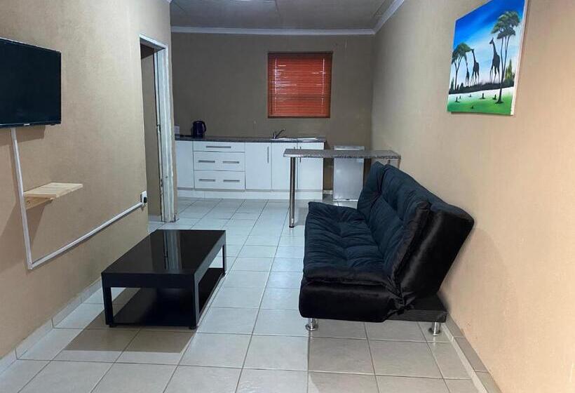 פנסיון Rcb Guesthouse