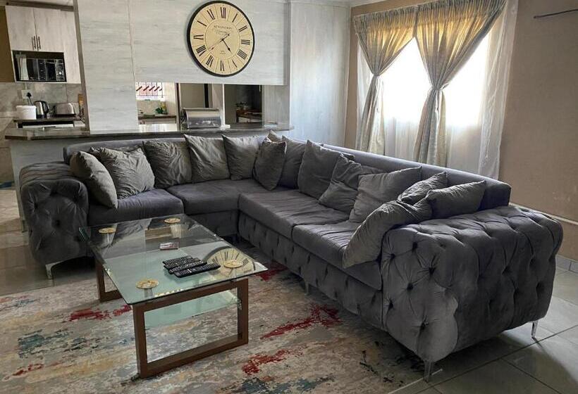 פנסיון Rcb Guesthouse