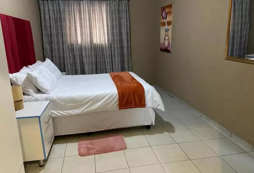 Majatalo Rcb Guesthouse