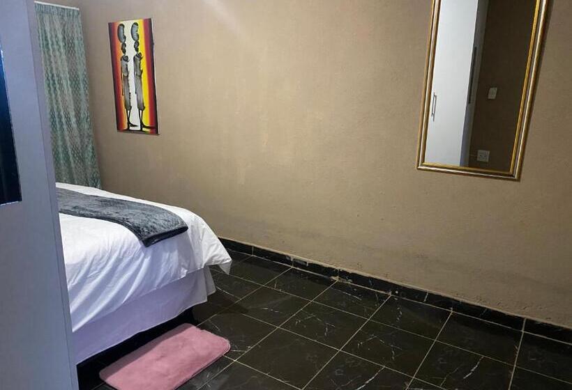 פנסיון Rcb Guesthouse