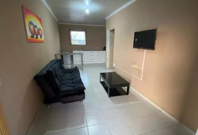 Majatalo Rcb Guesthouse