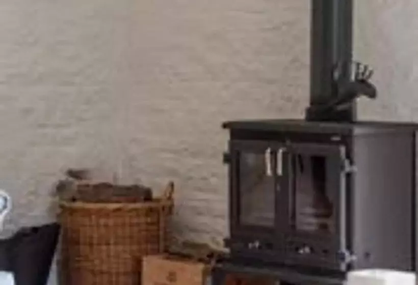 Beautiful Barn Conversion With Wood Burning Stove