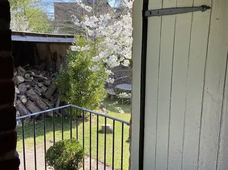 Beautiful Barn Conversion With Wood Burning Stove