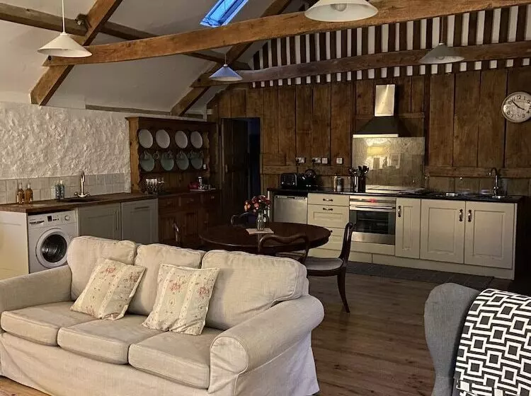 Beautiful Barn Conversion With Wood Burning Stove