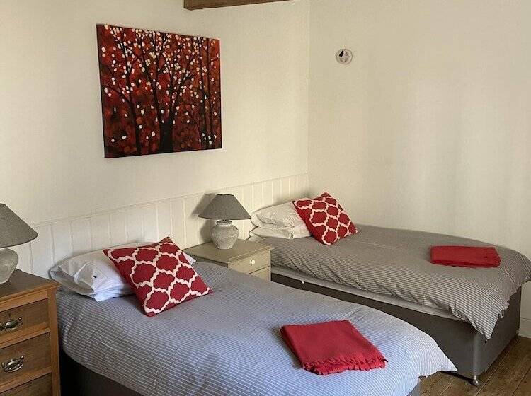 Beautiful Barn Conversion With Wood Burning Stove